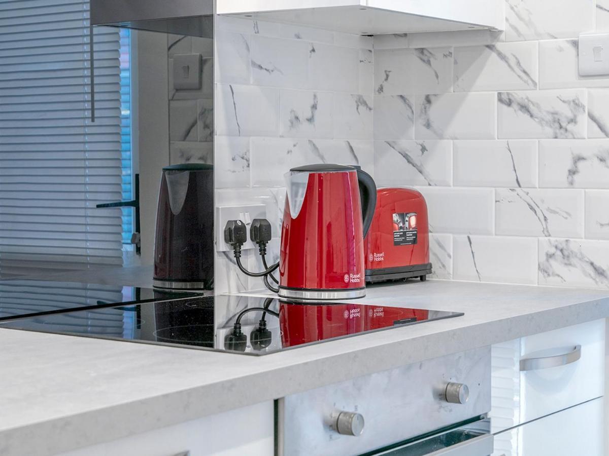 Pass The Keys - Bright & Airy 2Br 2Bath Apt In Perfect Location Belfast Dış mekan fotoğraf